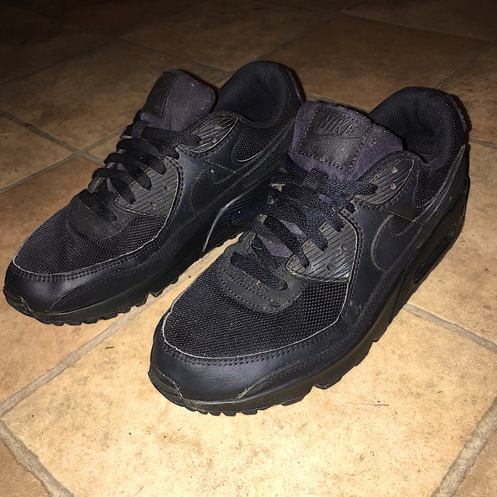 Triple Black Nike Air Max Mens Size 9